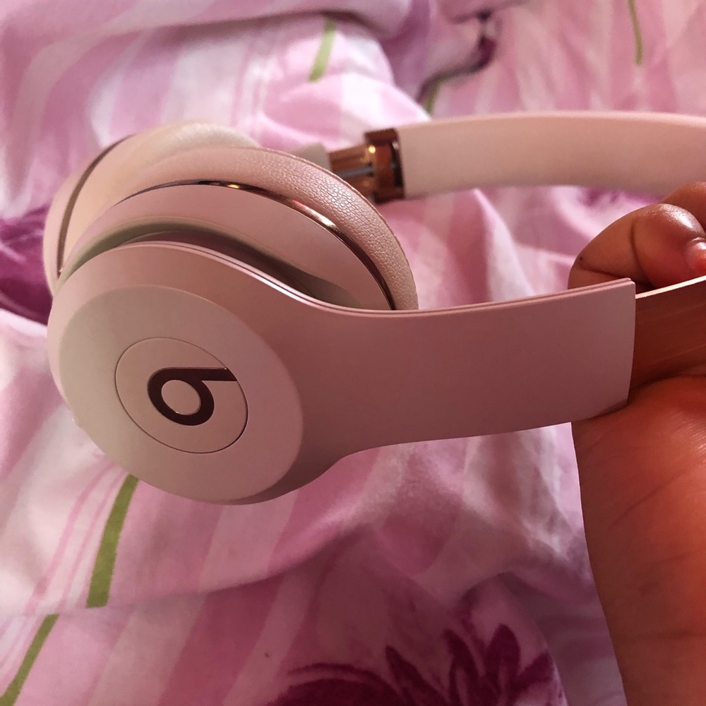 Beats new without box